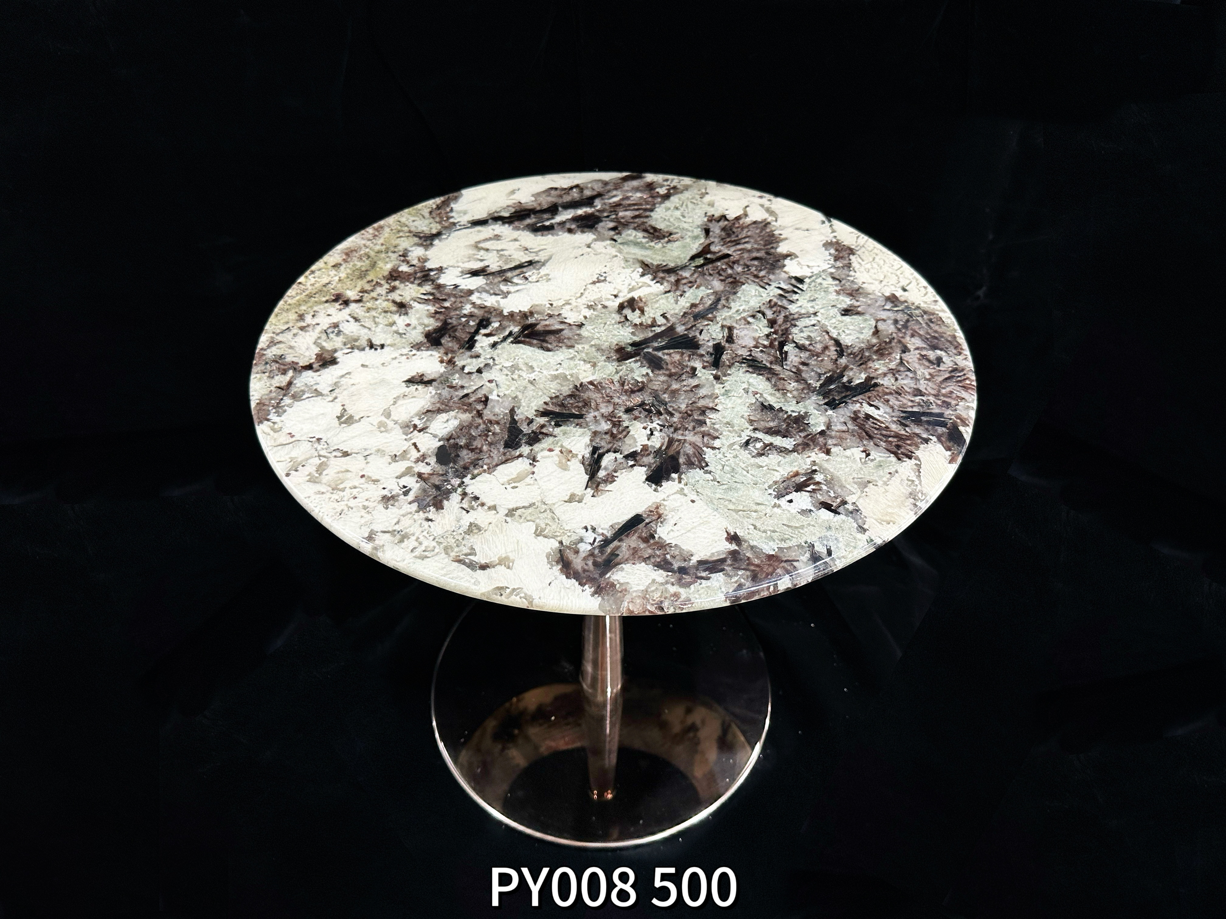 py008-2.jpg